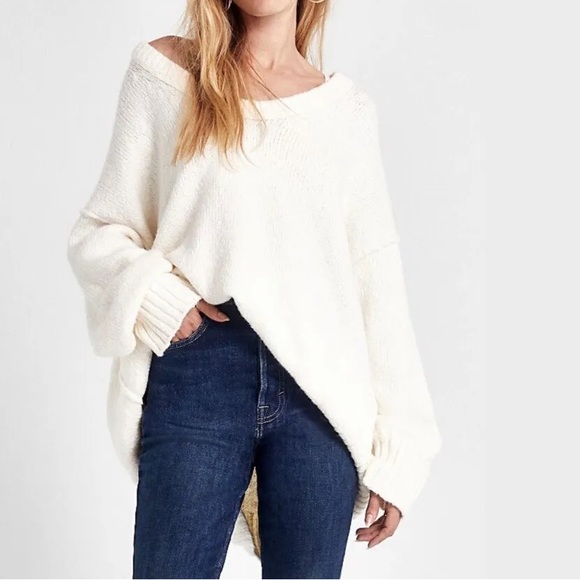 SOLD Free People Brookside Sweater Tunic White Oversized 🤍 - Picture 3 of 6